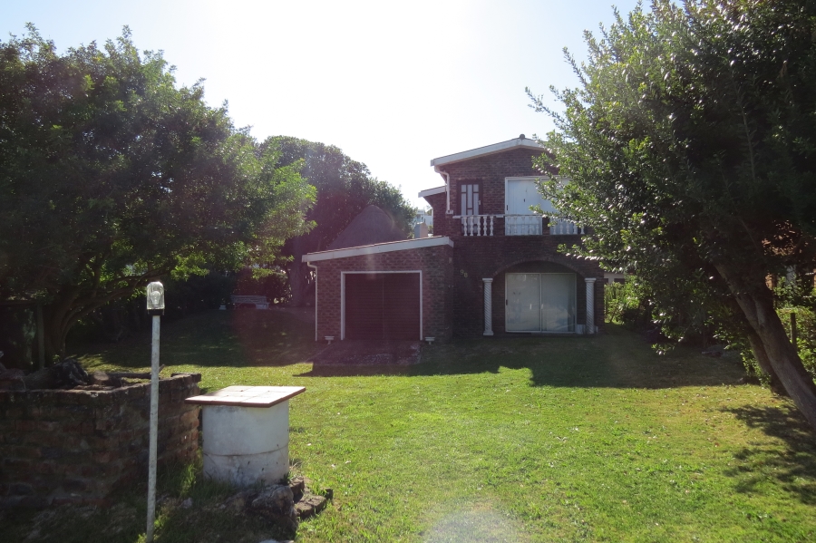 3 Bedroom Property for Sale in Stilbaai Oos Western Cape